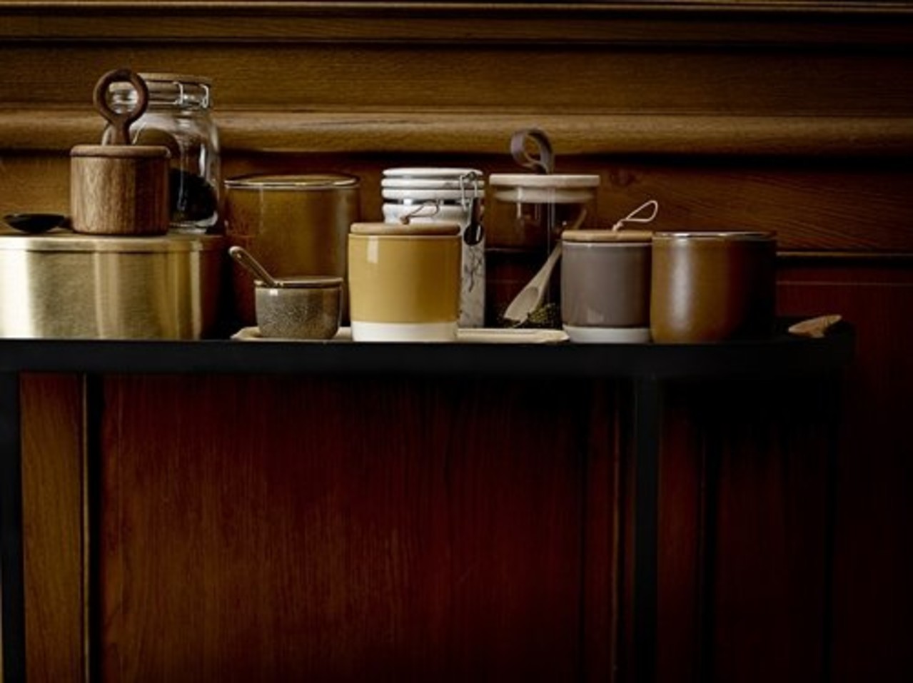 Bloomingville Table d'appoint de fer noir Harper Bloomingville Table d'appoint de fer noir Harper