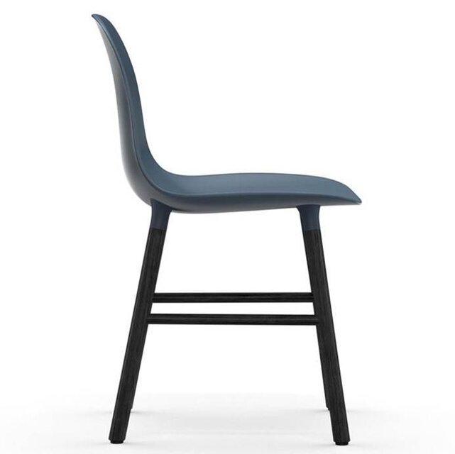 Normann Copenhagen Formen Stol sits svart blå