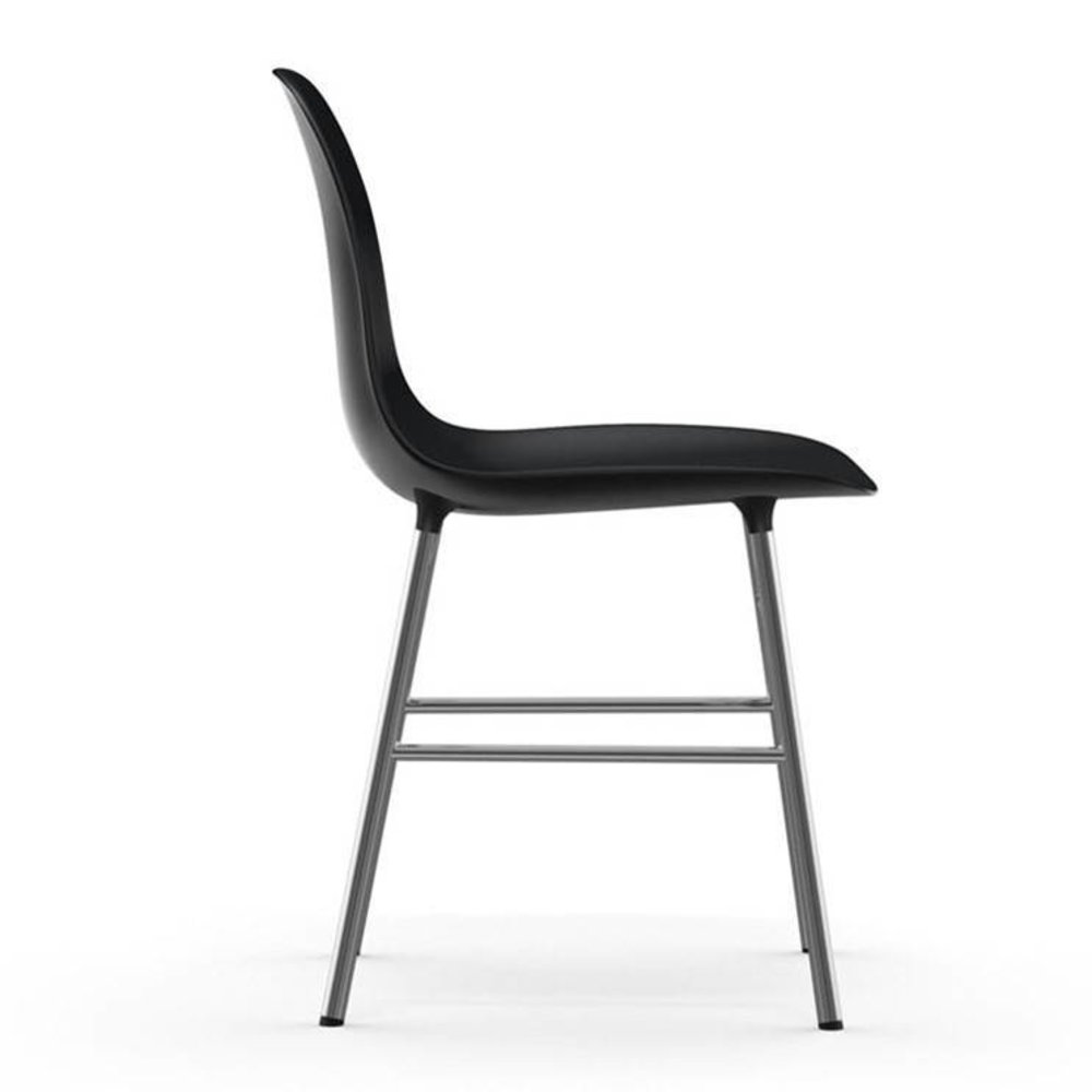 Normann Copenhagen Forma de silla de cromo negro
