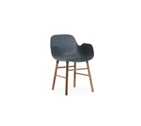Normann Copenhagen Form Fauteuil chaise noyer bleu Normann Copenhagen Form Fauteuil chaise noyer bleu