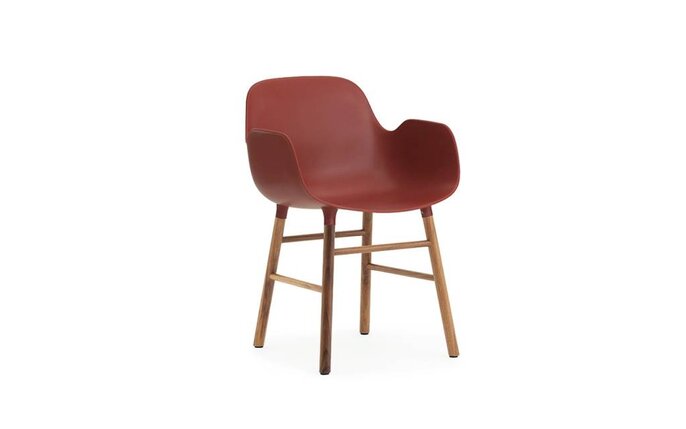 Normann Copenhagen Form Armchair stoel walnoot rood - 602773