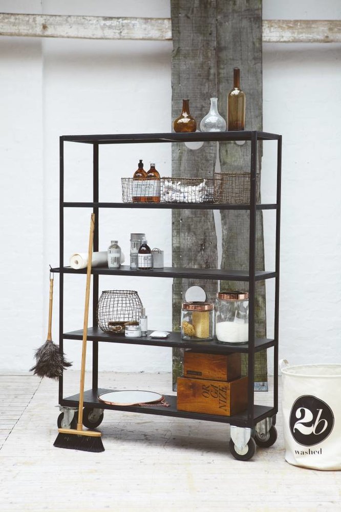 House Doctor storage rack su ruote in metallo nero House Doctor storage rack su ruote in metallo nero