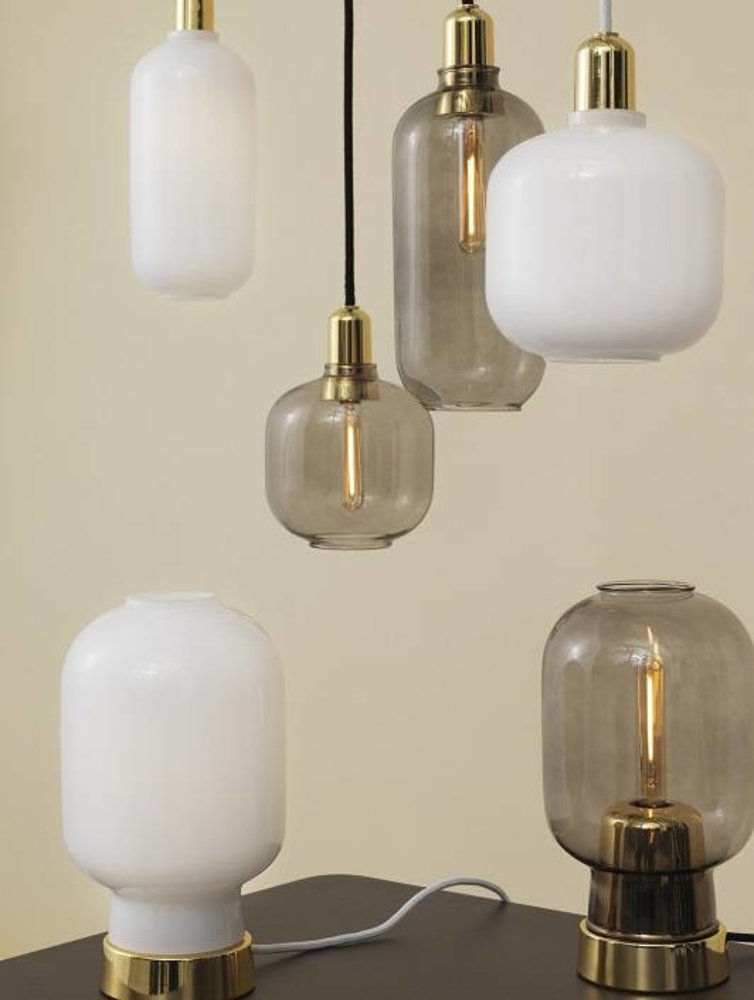 Normann Copenhagen AMP bordlampe hvid messing - 502169 Normann Copenhagen AMP bordlampe hvid messing - 502169