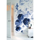 KEK Amsterdam Royal Blue Flowers I blomstert tapet KEK Amsterdam Royal Blue Flowers I blomstert tapet