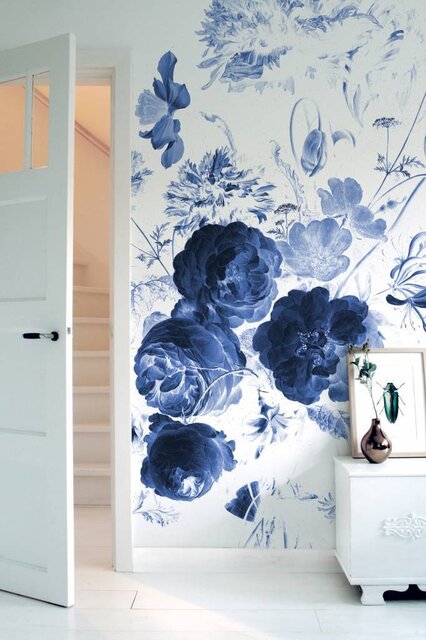 KEK Amsterdam Royal Blue Flowers I blomstert tapet KEK Amsterdam Royal Blue Flowers I blomstert tapet