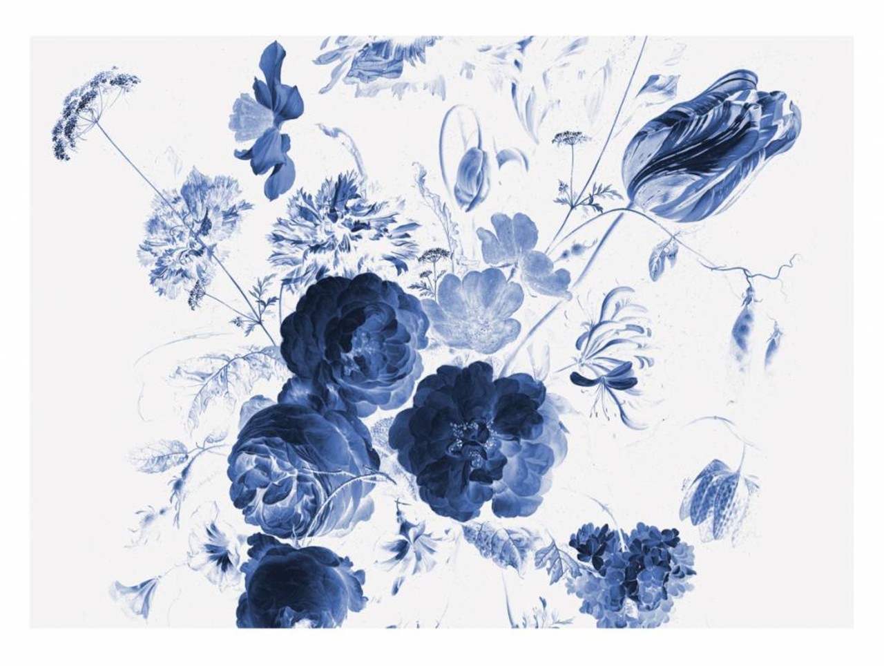 KEK Amsterdam Royal Blue I floral wallpaper - LIVING AND CO. KEK Amsterdam Royal Blue I floral wallpaper - LIVING AND CO.