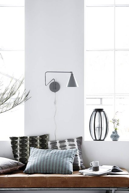 House Doctor Game wandlamp zwart metaal