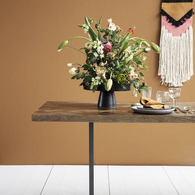 House Doctor Kant eettafel hout metaal