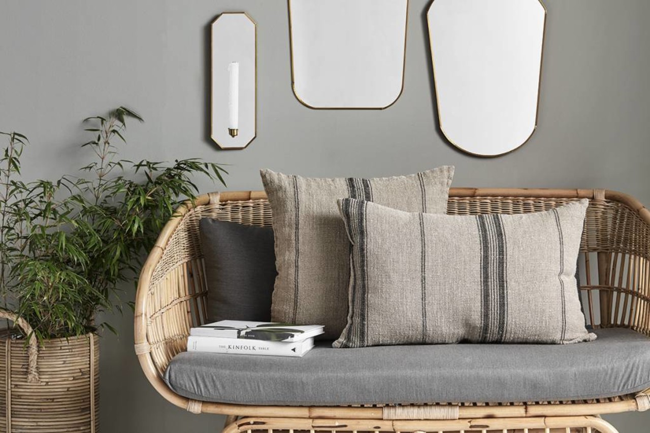 Nordal Divano in rattan con cuscini grigi Nordal Divano in rattan con cuscini grigi