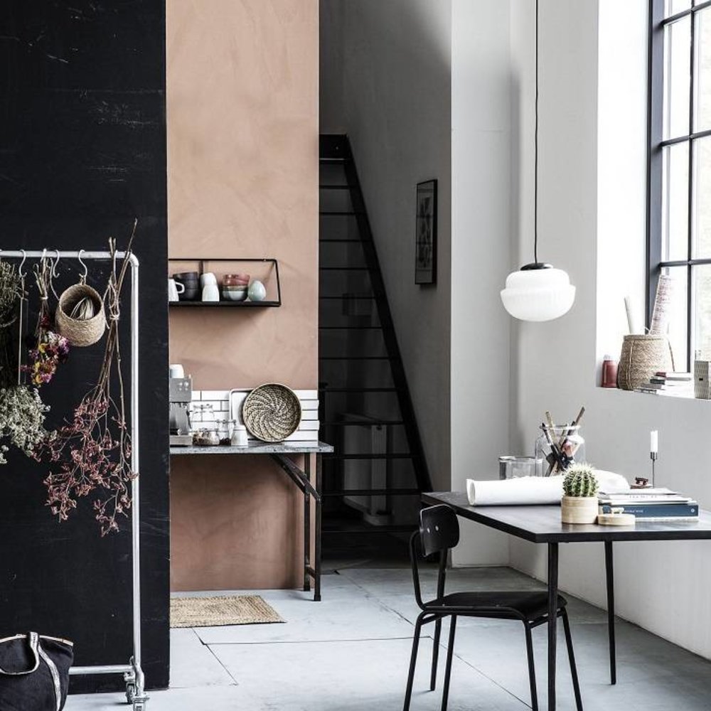 House Doctor Acorn hengende lampe hvitt glass Ø29cm House Doctor Acorn hengende lampe hvitt glass Ø29cm