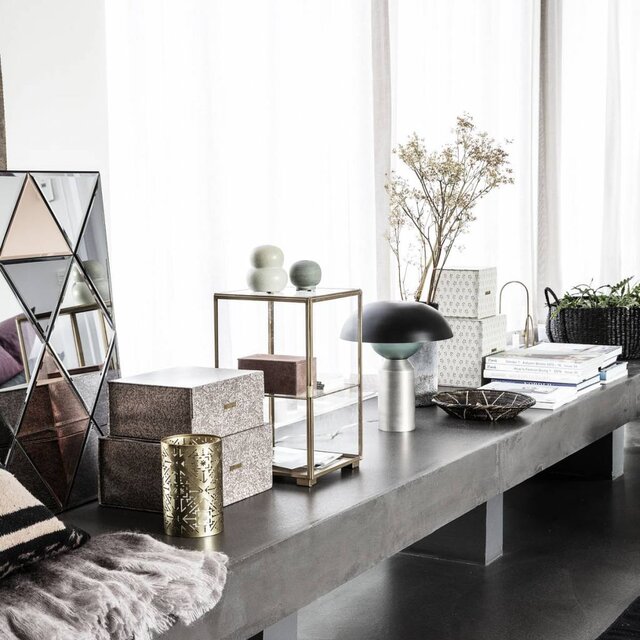 House Doctor Messing glassskap