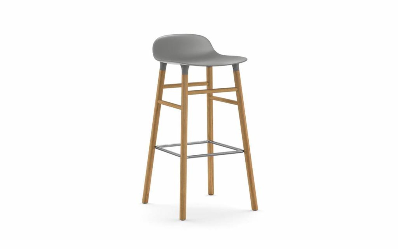 Normann Copenhagen roble forma Barstoel