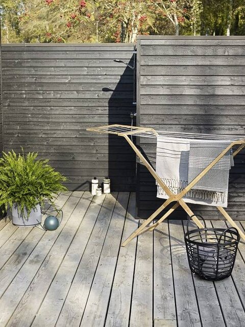 Hubsch Blomkruka är mörkgrå