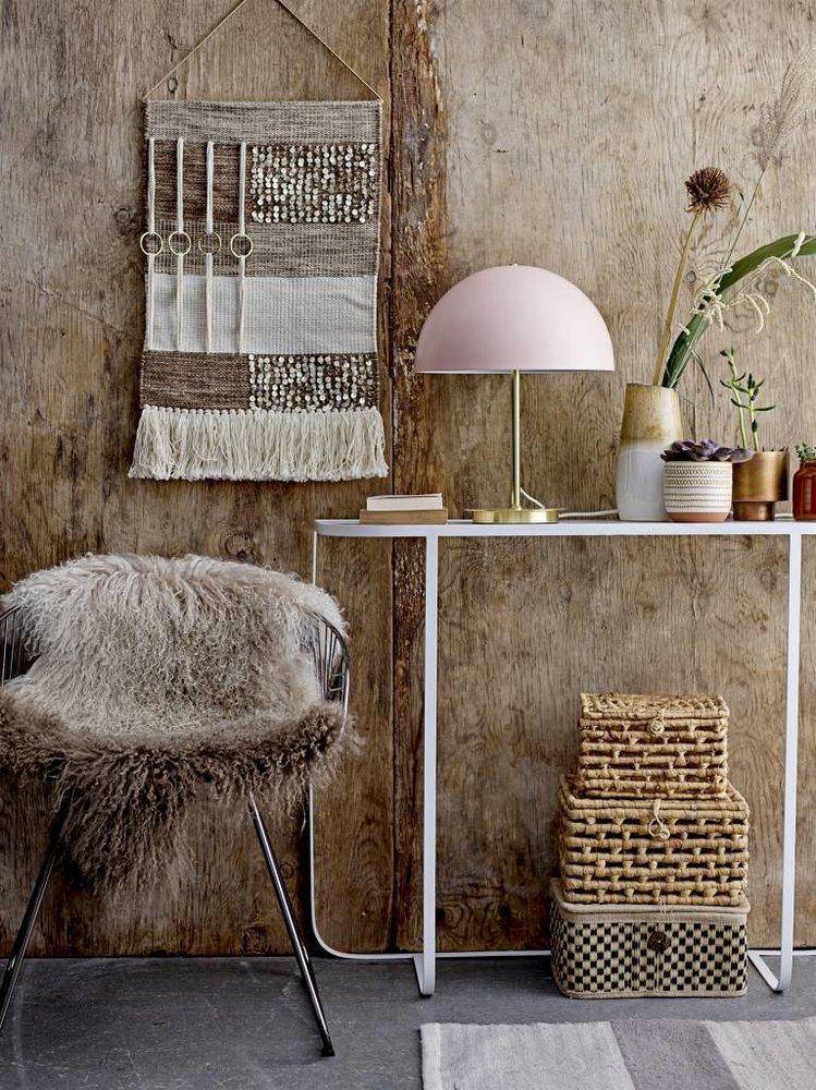 Bloomingville Bordlampe guld look med pink lampeskærm Bloomingville Bordlampe guld look med pink lampeskærm