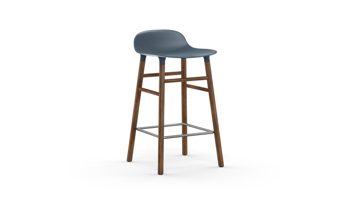 Normann Copenhagen Form valnød Barstoel