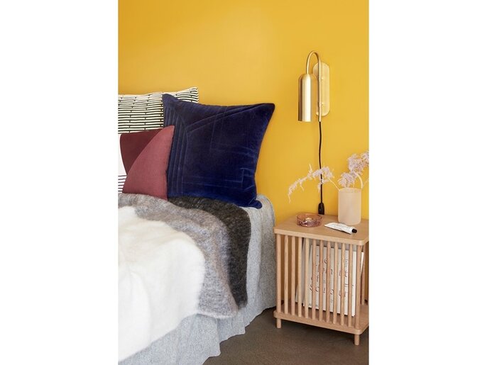 Hubsch Oak side table - natural
