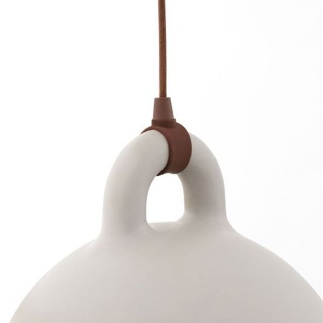 Normann Copenhagen Bell Medium Pendelleuchte Sand Normann Copenhagen Bell Medium Pendelleuchte Sand
