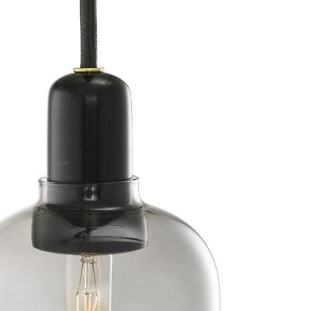 Normann Copenhagen AMP Piccola lampada fumo nero