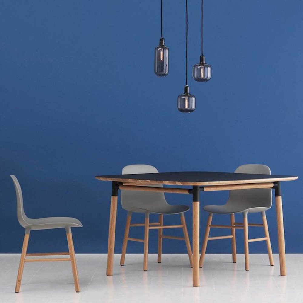 Normann Copenhagen AMP Petite lampe fumée noire Normann Copenhagen AMP Petite lampe fumée noire