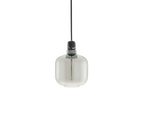 Normann Copenhagen AMP Petite lampe fumée noire Normann Copenhagen AMP Petite lampe fumée noire