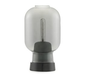 Normann Copenhagen AMP bordlampe svart røyk Normann Copenhagen AMP bordlampe svart røyk
