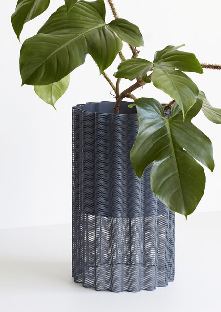 Hubsch Pot à fleurs en métal - gris