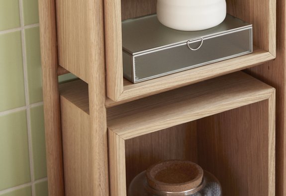 Hubsch Armoire en bois avec étagères et porte - naturel Hubsch Armoire en bois avec étagères et porte - naturel