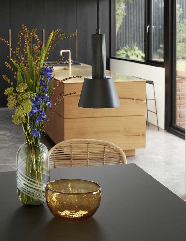 Hubsch Lampe à suspension en métal - noir Hubsch Lampe à suspension en métal - noir