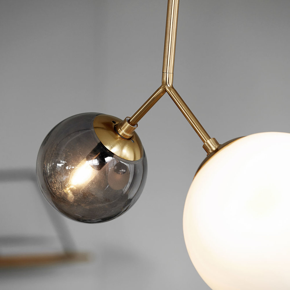 House Doctor pendente d'ottone due volte con cappuccio bianco e grigio