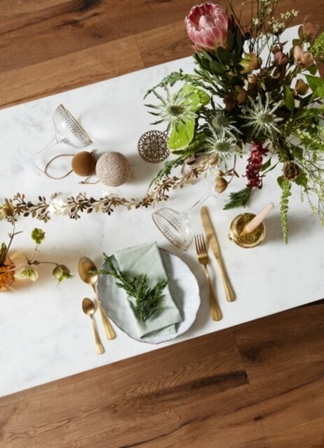 Nordal Soisalo unik plate isblå sett med 4 stk Nordal Soisalo unik plate isblå sett med 4 stk