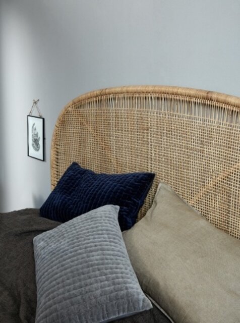 Nordal Vela cushion linen incl filling - dark sand