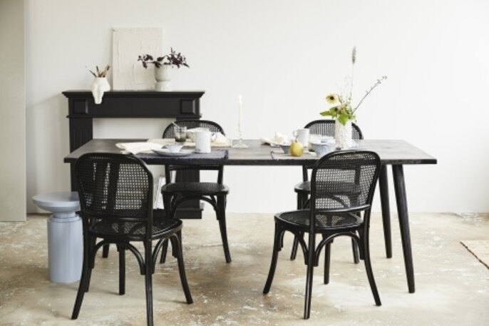 Nordal Hau eettafel - zwart Nordal Hau eettafel - zwart