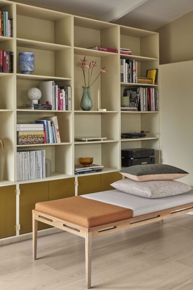 Hubsch Sofá cama con almohadas - beige / naranja