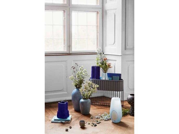 Broste Copenhagen Fenja plantenbak op standaard - blauw