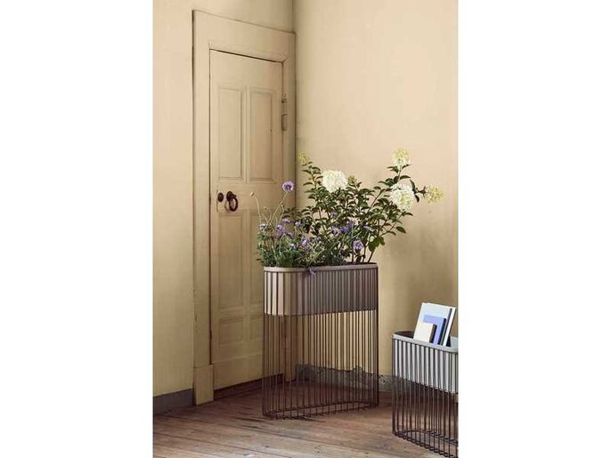 Broste Copenhagen Jardinière sur pied Fenja - taupe Broste Copenhagen Jardinière sur pied Fenja - taupe