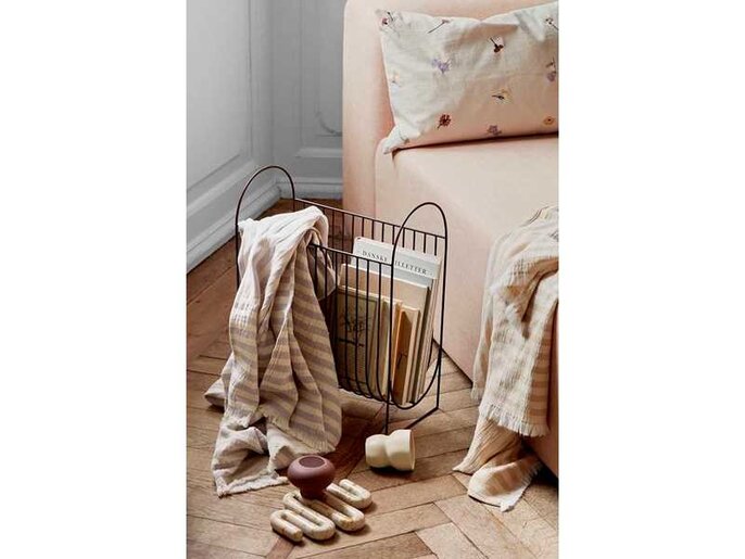 Broste Copenhagen Maggie Magazinhalter - Aubergine