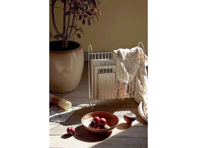 Broste Copenhagen Maggie magazine holder - light gray