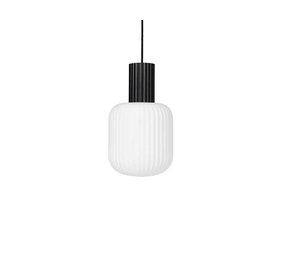 Broste Copenhagen Lolly hängande lampa svart - Ø20XH34cm Broste Copenhagen Lolly hängande lampa svart - Ø20XH34cm