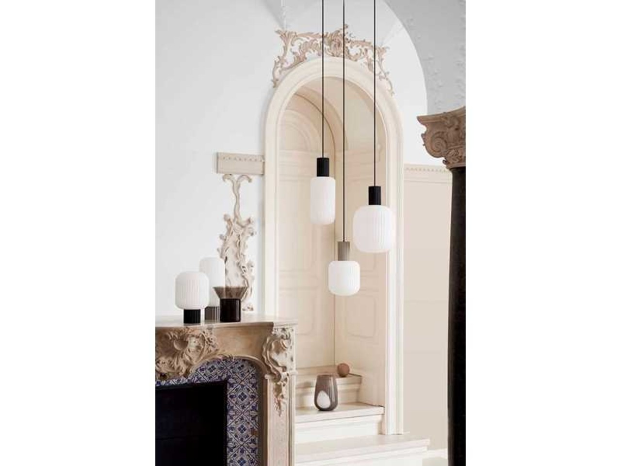 Broste Copenhagen Lolly bordlampe sort - Ø20XH30cm Broste Copenhagen Lolly bordlampe sort - Ø20XH30cm