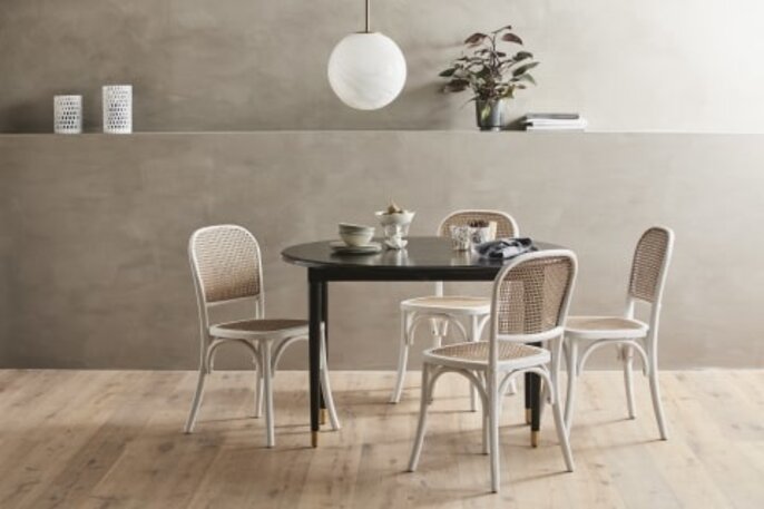 Nordal Mesa de comedor AHR - negra Nordal Mesa de comedor AHR - negra