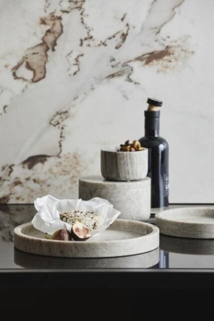 Nordal Vinga tray large - brown marble