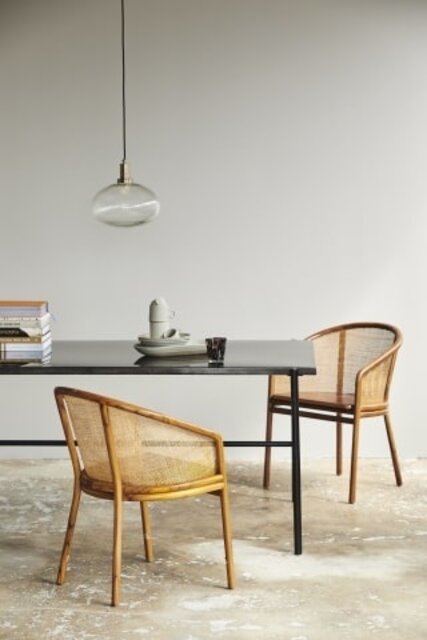 Nordal Sesdia matbord - blank svart