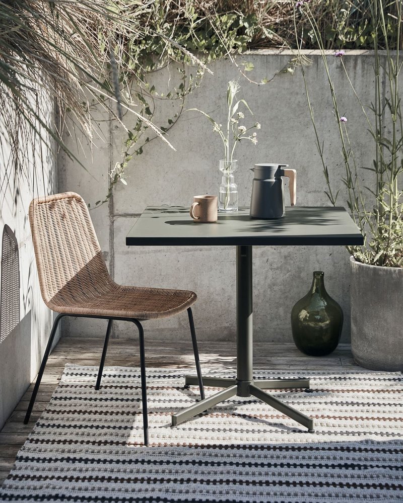 House Doctor Table carrée Helo - vert 210920701