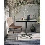 House Doctor Table carrée Helo - vert 210920701