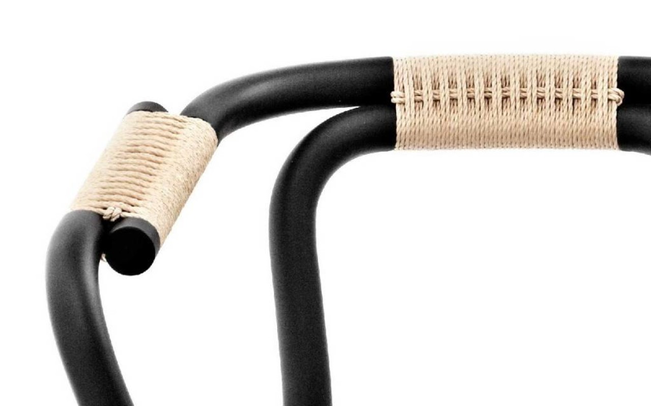 Normann Copenhagen Knot stol sete sort tre