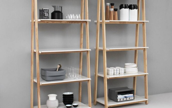 Normann Copenhagen One Step Up hög bokhylla vit