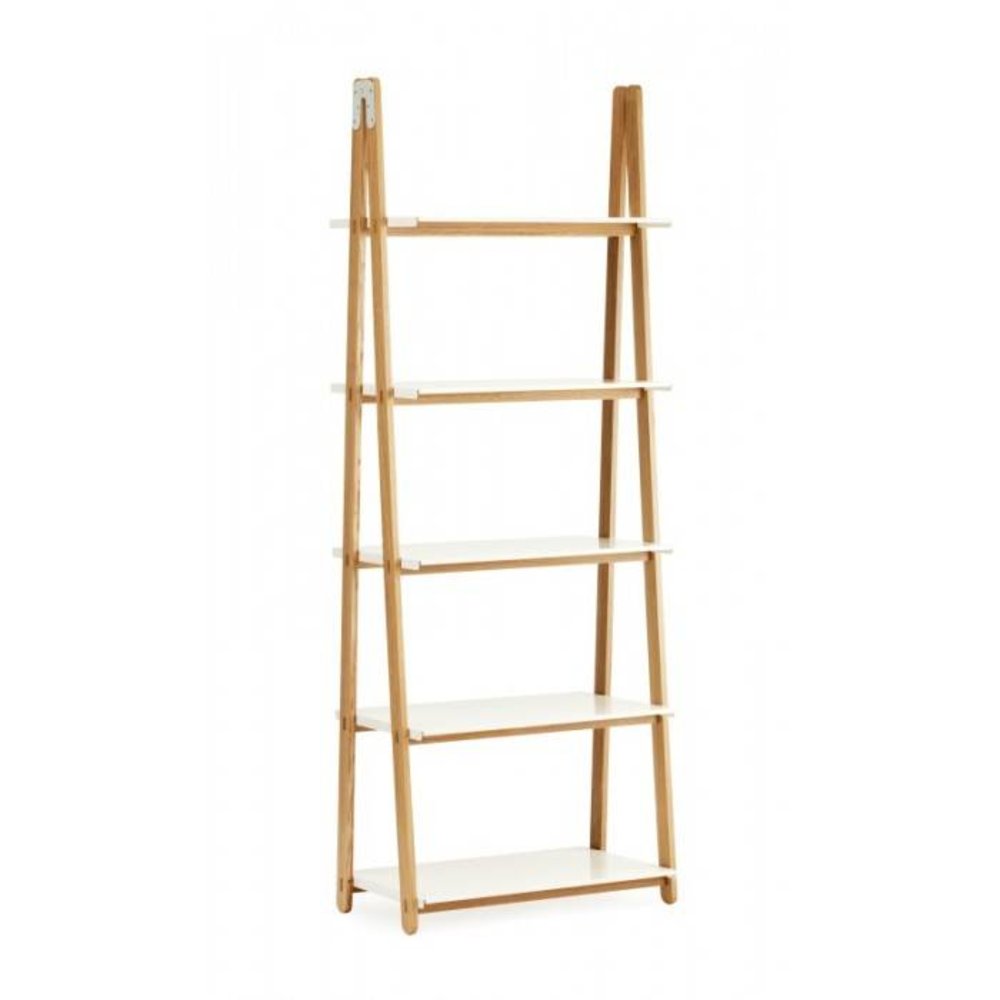 Normann Copenhagen Un paso hacia arriba blanco Alto estantería Normann Copenhagen Un paso hacia arriba blanco Alto estantería