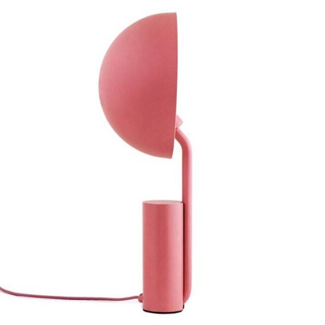 Normann Copenhagen Normann Copenhagen CAP bordslampa rosa