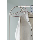 Broste Copenhagen Archie portant à vêtements avec miroir blanc - 32000051 Broste Copenhagen Archie portant à vêtements avec miroir blanc - 32000051