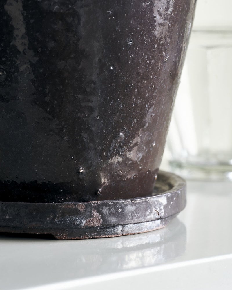 House Doctor Flower bloempot met schotel set van 2 stuks bruin - 210140601 House Doctor Flower bloempot met schotel set van 2 stuks bruin - 210140601